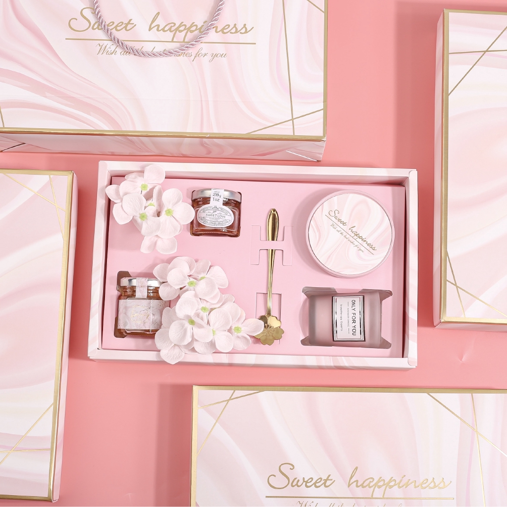 heartwarming gifts for girlfriend