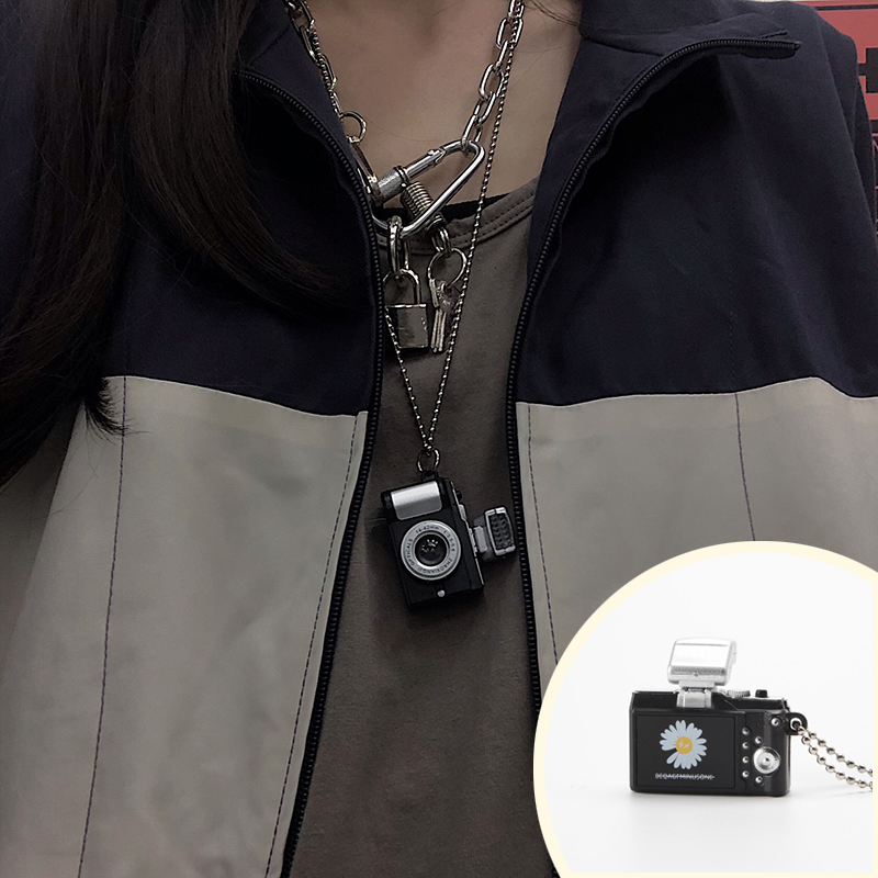 Korean hip-hop style GD Daisy Camera Necklace Glowing and Sounding