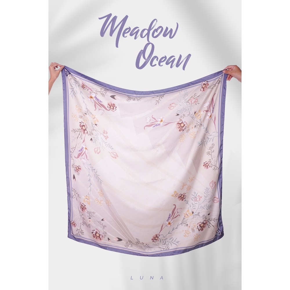 (LUNA) PRINTED BAWAL BARONET SATIN MEADOW OCEAN