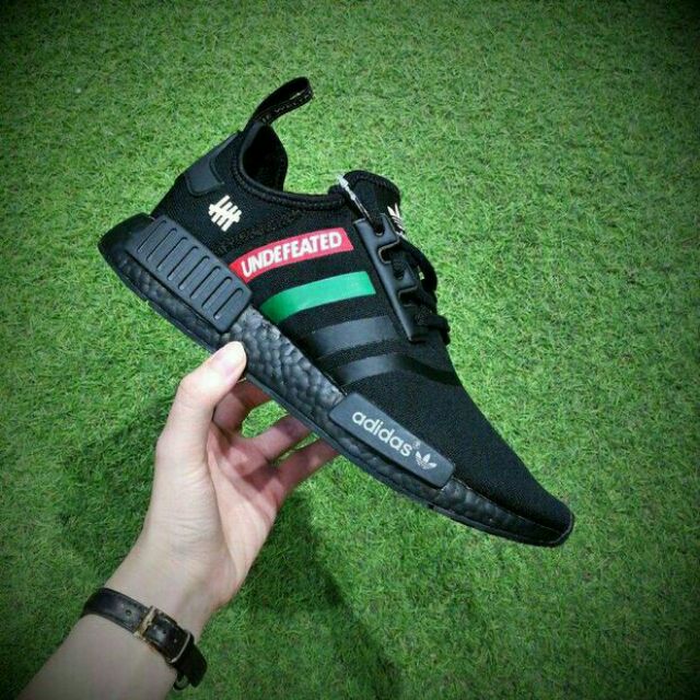 adidas nmd r1 undefeated