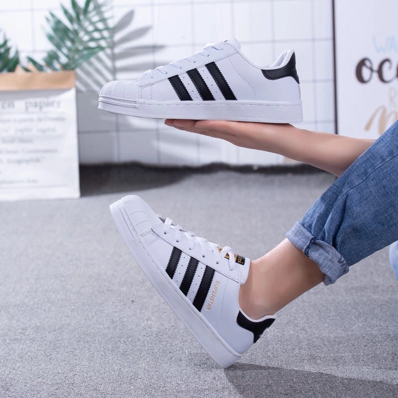 Breathable and Lightweight Ready Stock Superstar Sneakers Sport Shoes Kasut Murah Sukan Lelaki Perempuan Fashion Sports Shoes