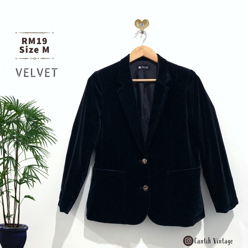 vintage velvet blazer