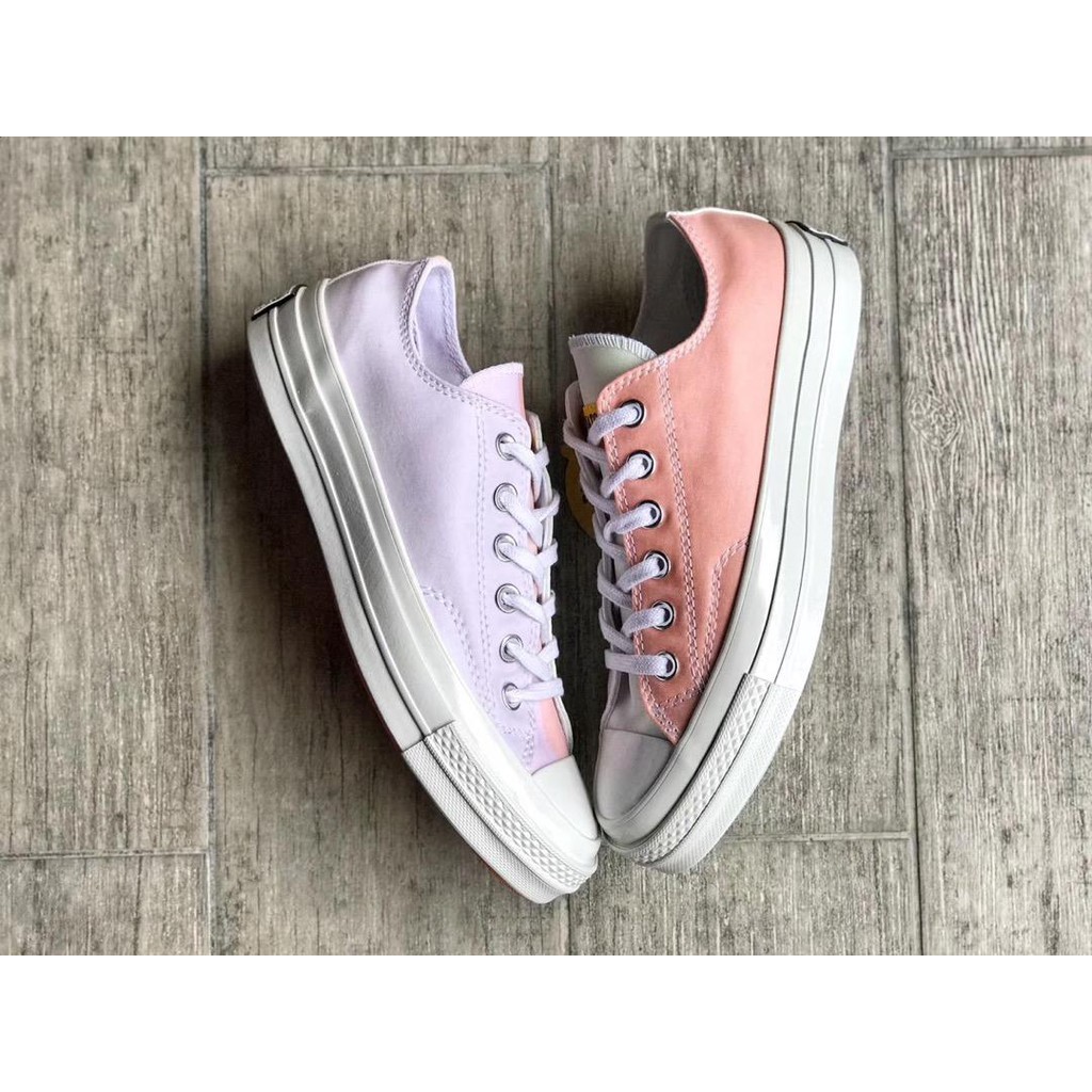 uv chuck taylors