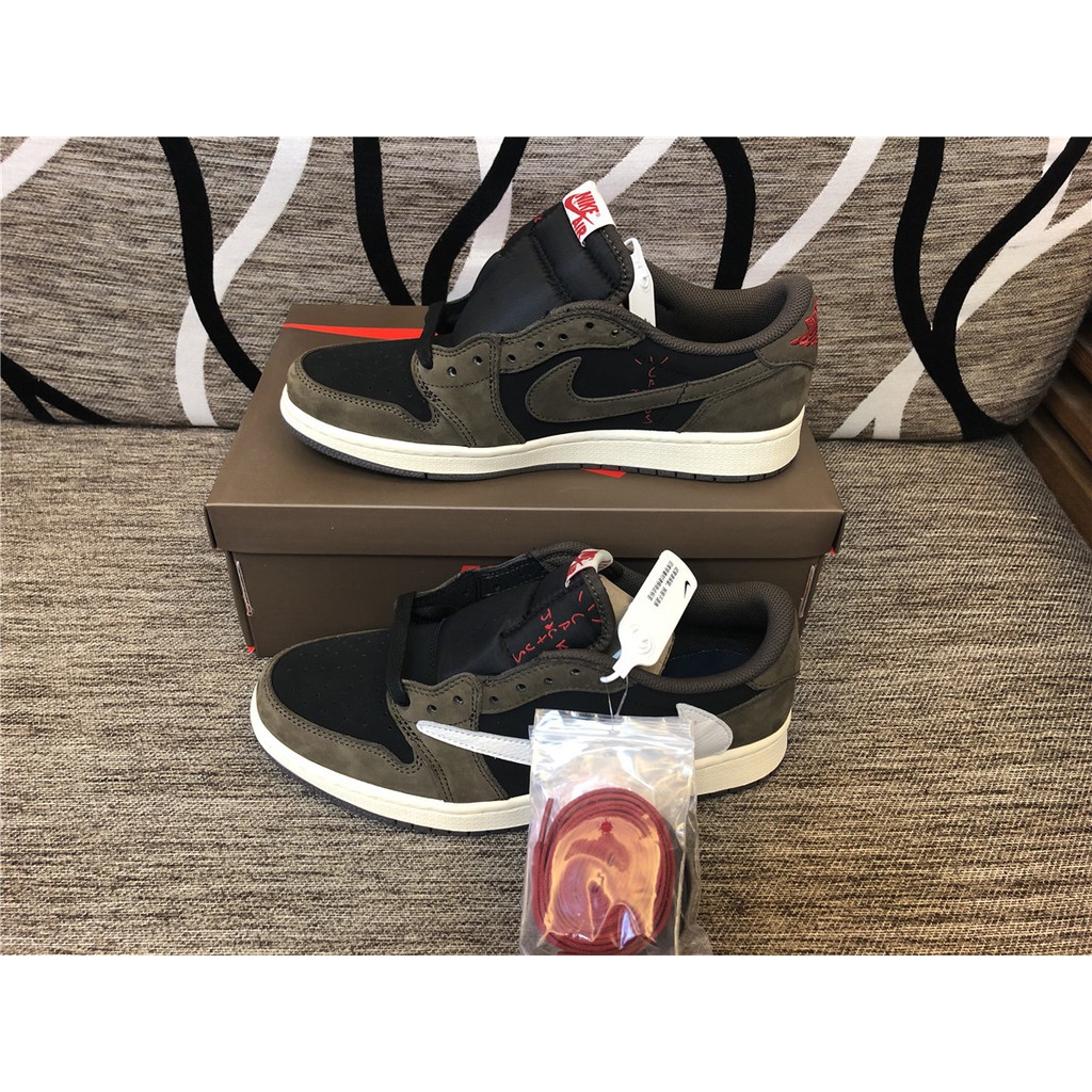 travis scott jordan 1 ua