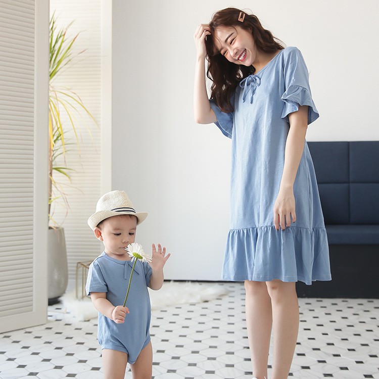 baby boy and mom matching clothes