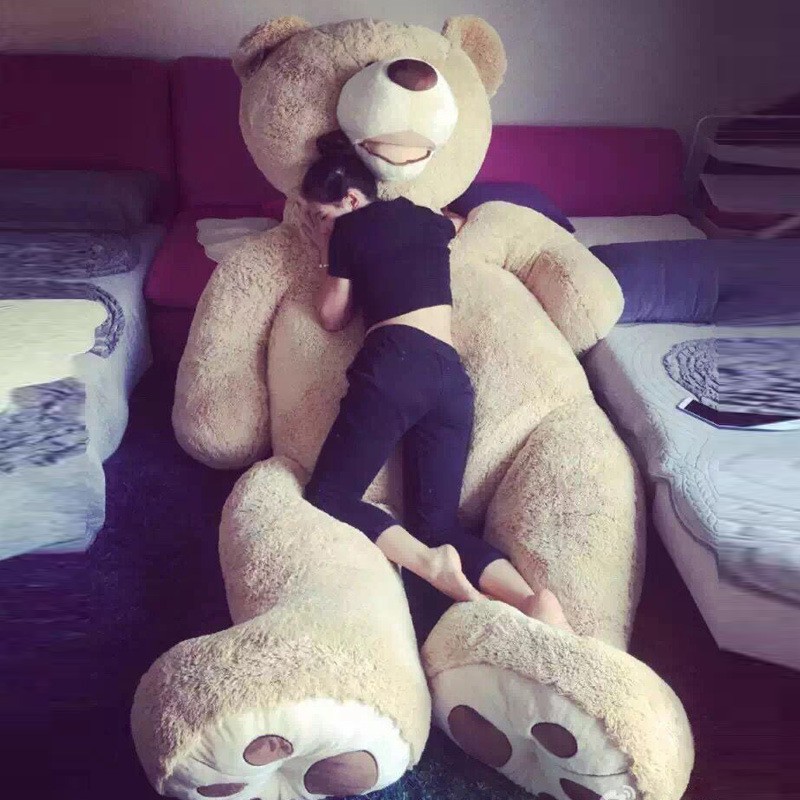 large bear stuffed animal