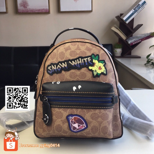 coach snow white bag