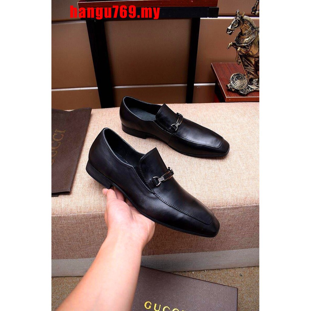 gucci pointed shoes