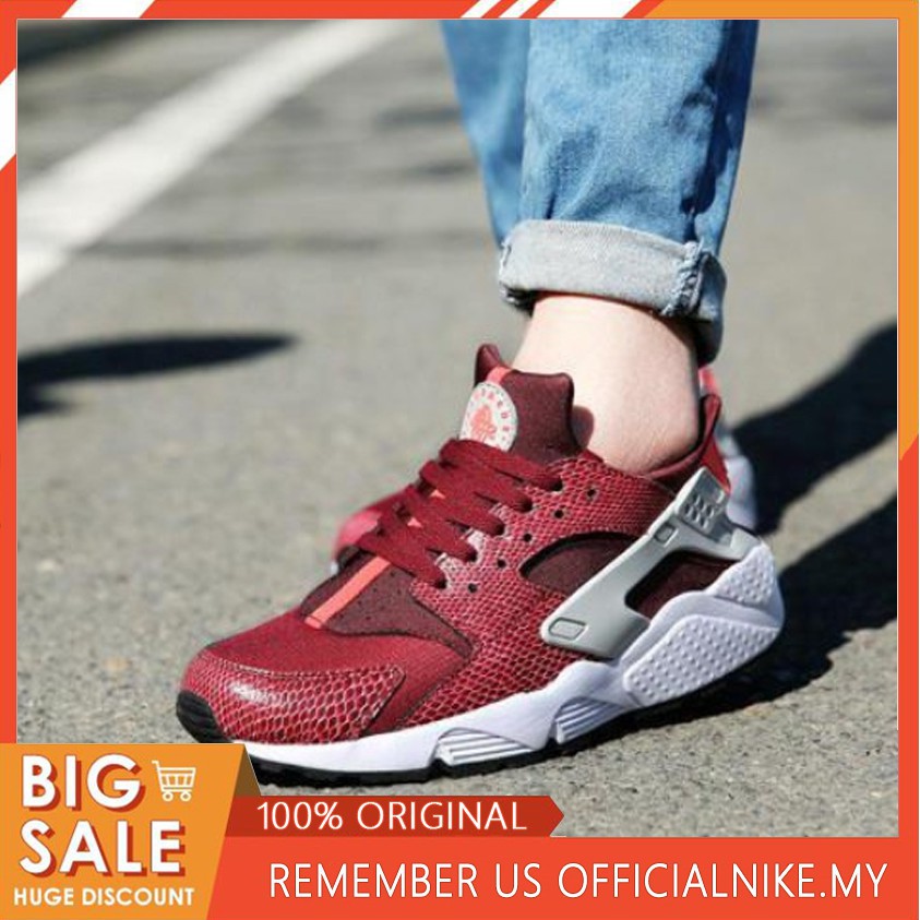 nike air huarache burgundy