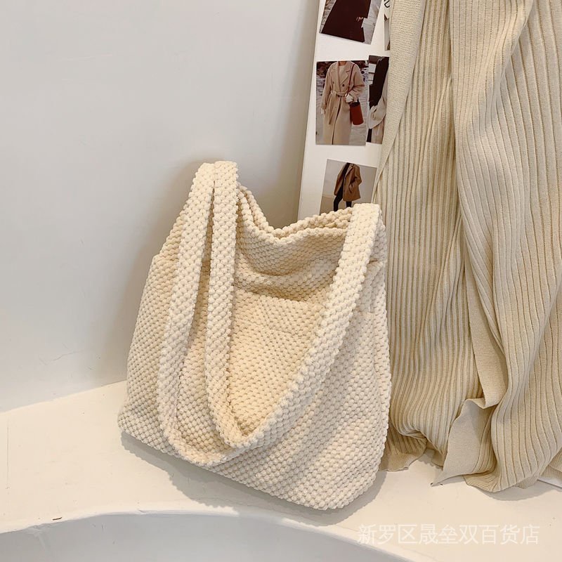 French Niche Western Style Female Bag New Trendy 2022 Popular Woven Shoulder High-Value Student Tote