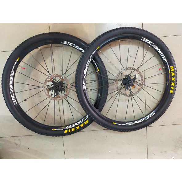 mavic crossride 26 wheelset