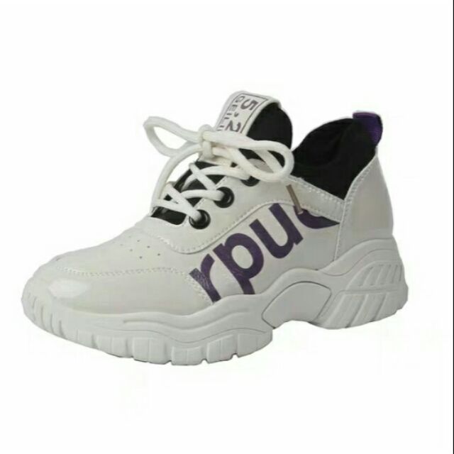 trendy chunky sneakers