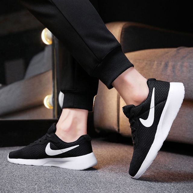 harga nike roshe run sport station