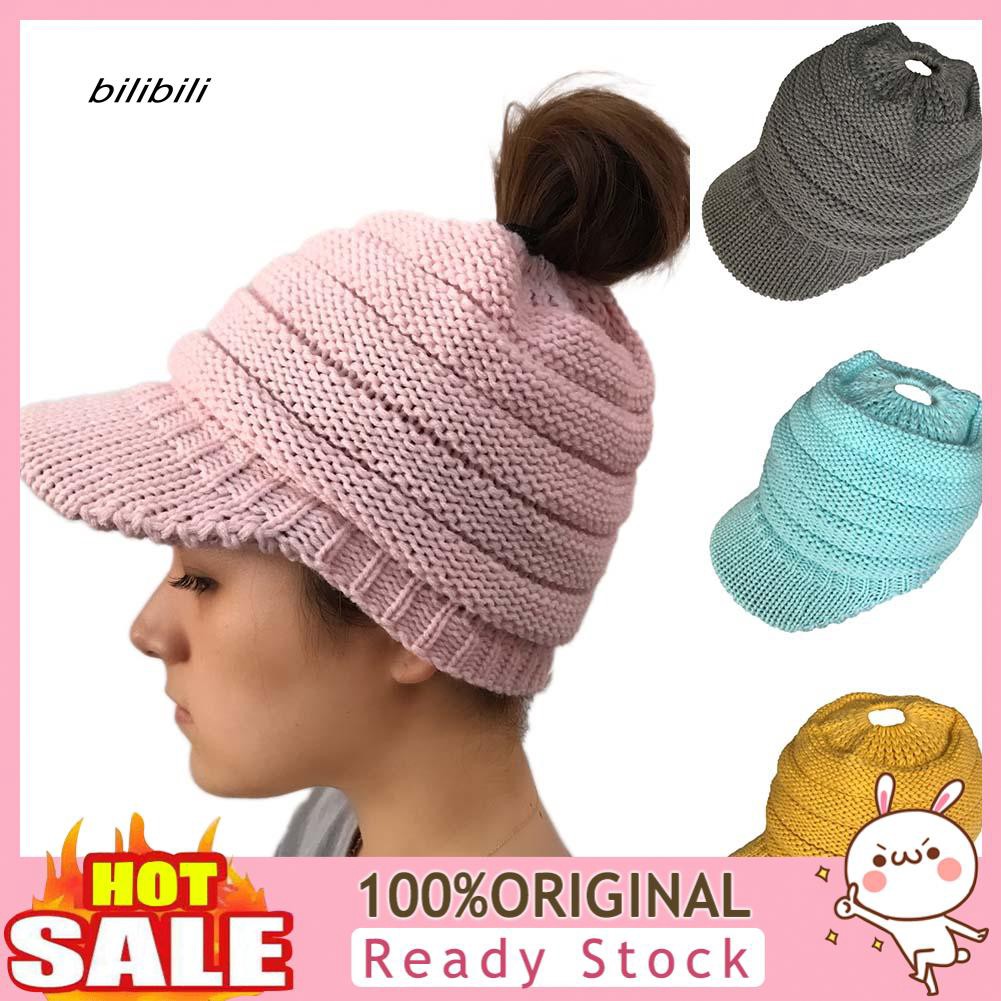 winter cap with ponytail hole