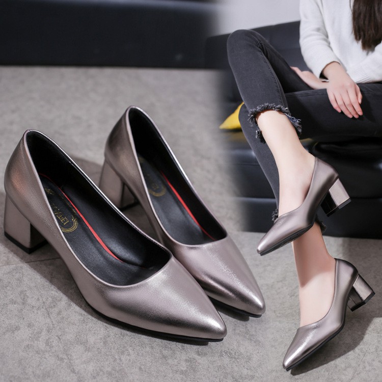 Women high heels  shoes  point toe patent leather shoes  