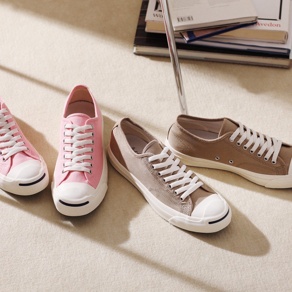 high top cheerleading shoes