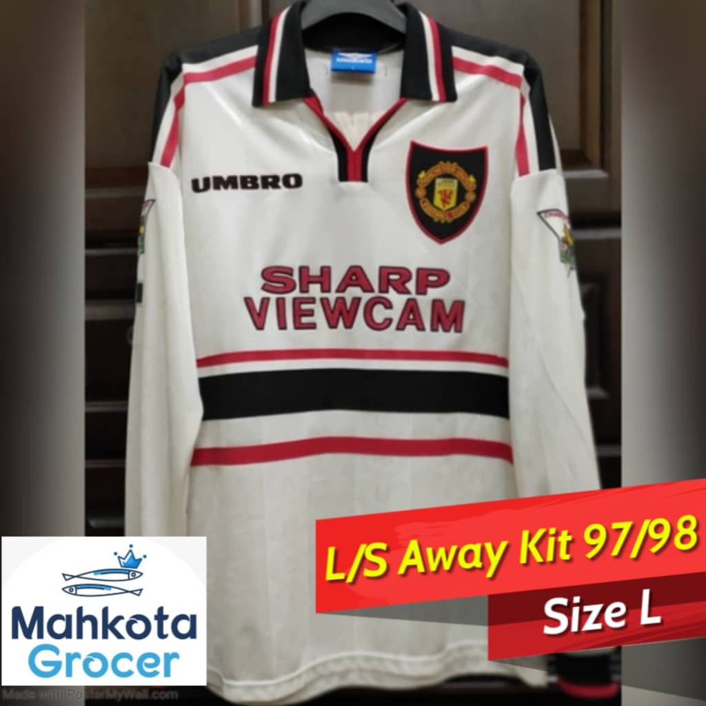 man utd 1999 away kit