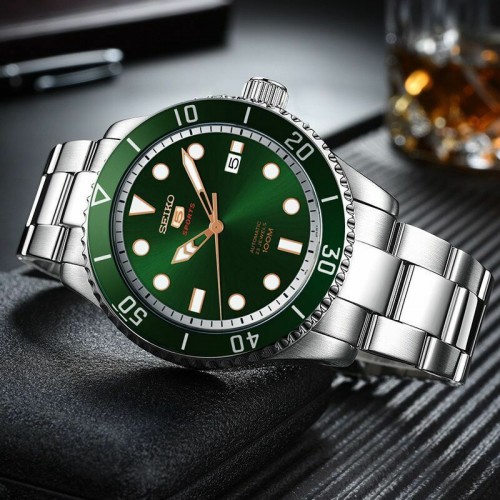 Seiko 5 Sports Gents SRPB93K1 Automatic Green Sunray Dial Stainless Steel  Watch | Shopee Malaysia