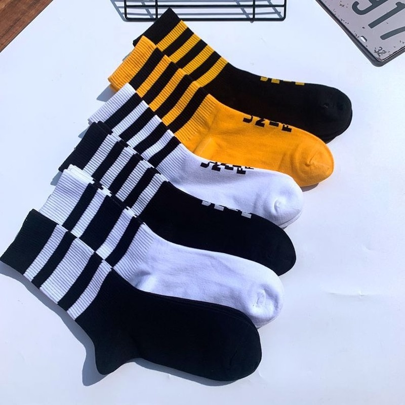 Funky Street Wear Three Four Stripes Cotton Men Socks Punk Retro Old School Hiphop Skate Harajuku Yellow White Cool Fixed Gear