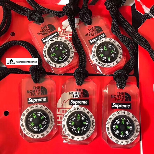 supreme the north face compass necklace