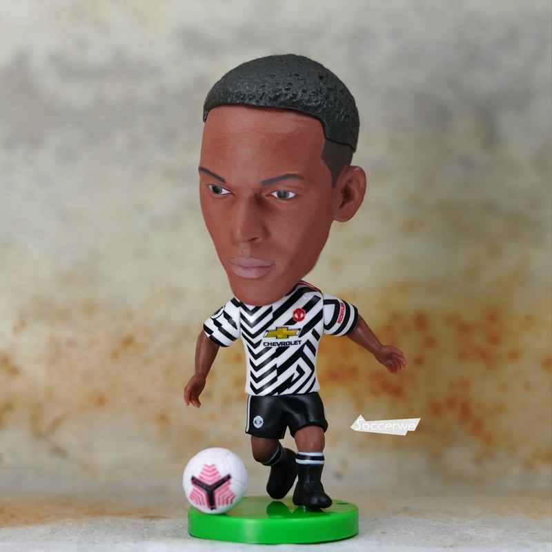Mbappe Cavani Messi doll toy football soccer star club resin 6.5cm 17 18 season