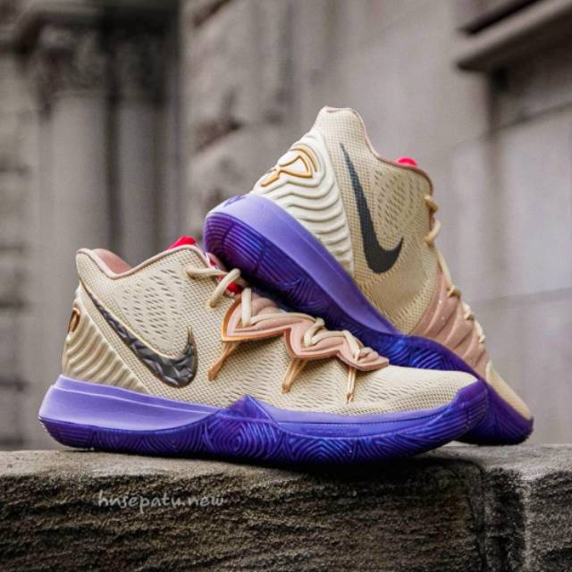 nike kyrie v