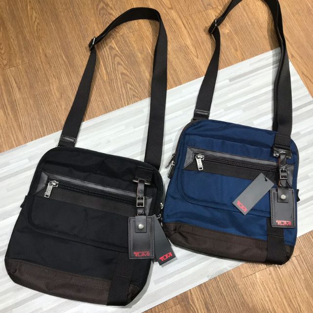 tumi bag original