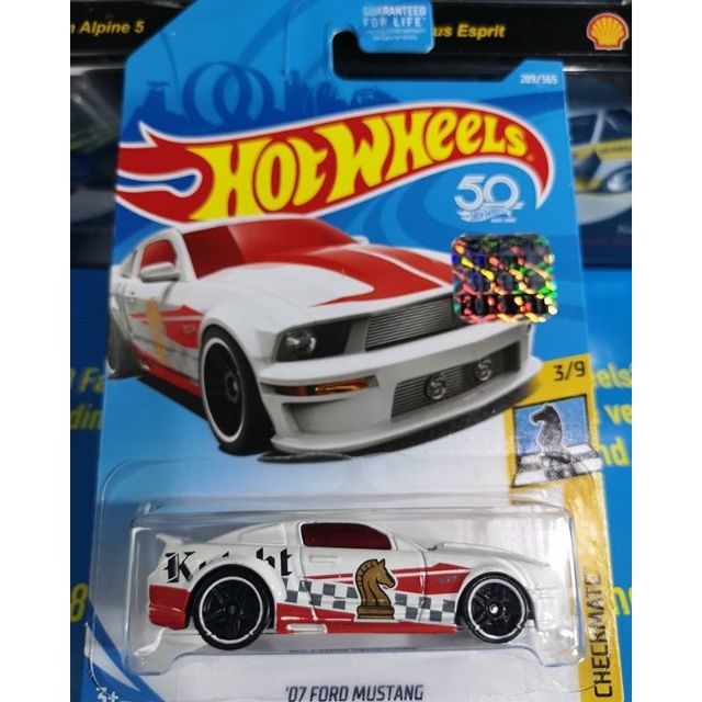 hot wheels 07 ford mustang checkmate