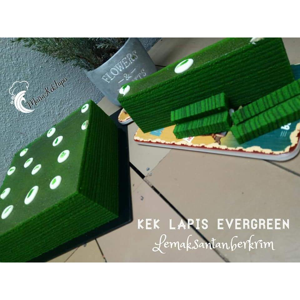 KEK LAPIS EVERGREEN MURAH DAN HALAL BUATAN BUMIPUTERA