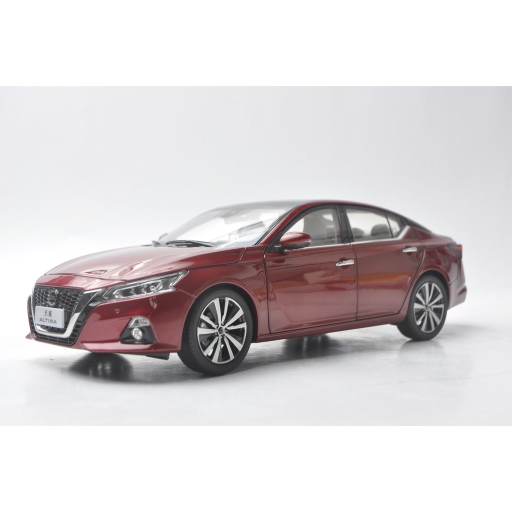 nissan altima diecast