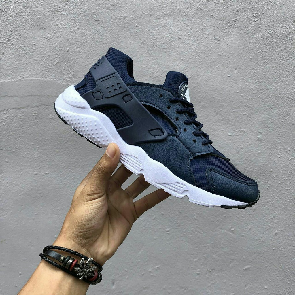 huaraches navy blue and white