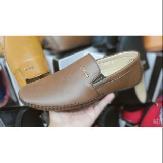 kasut loafer clarks