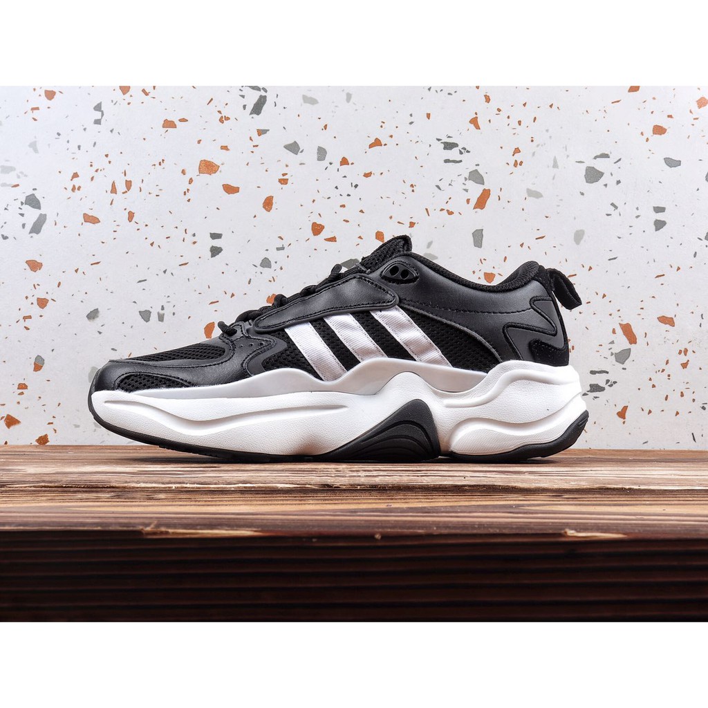 adidas magmur runner mens