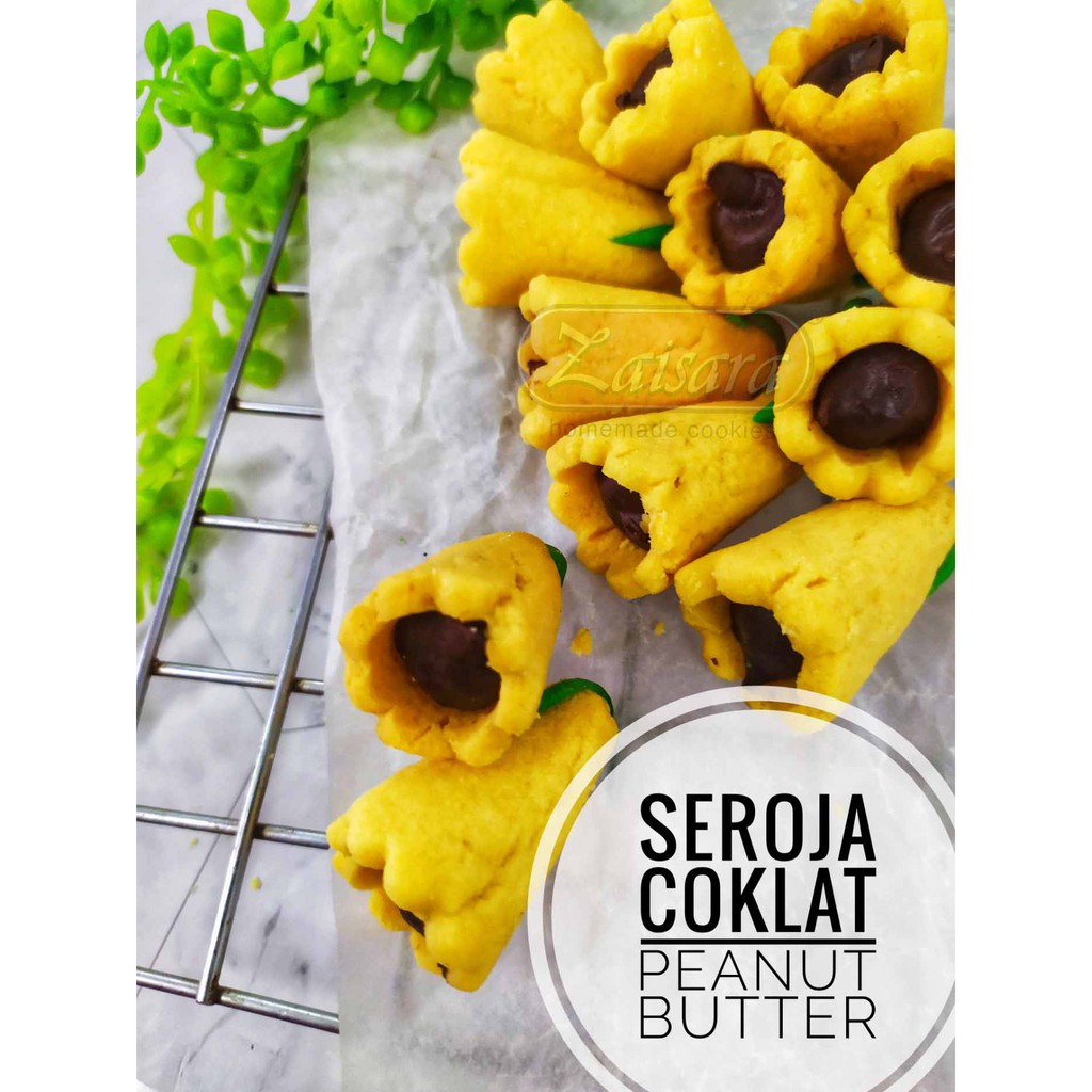 Biskut Seroja Coklat Peanut Butter/ Coklat Putih Mentega Kacang ( 30 biji)