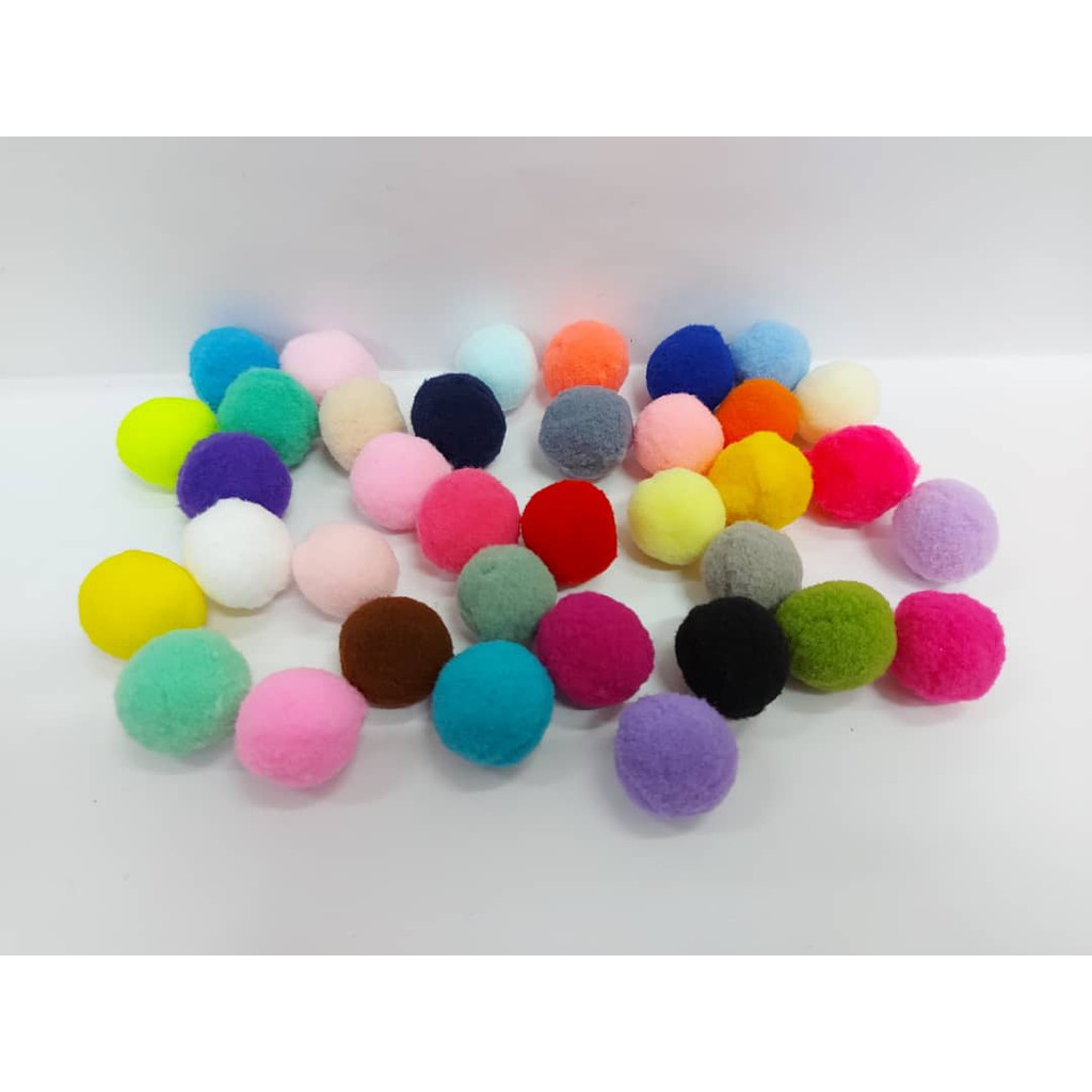 pom pom ball 3cm cat toy bola pom pom kucing mainan kucing 3cm | Shopee ...