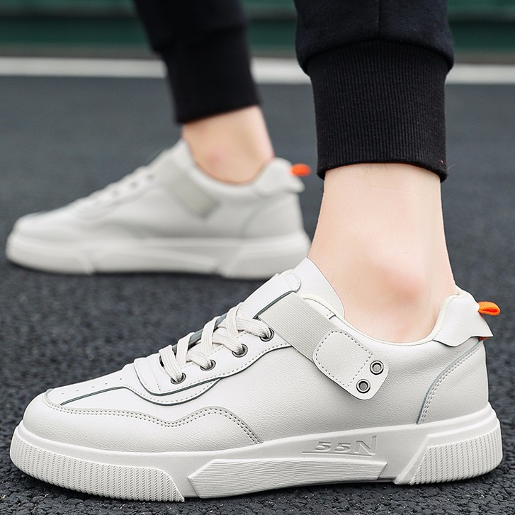 trending casual shoes