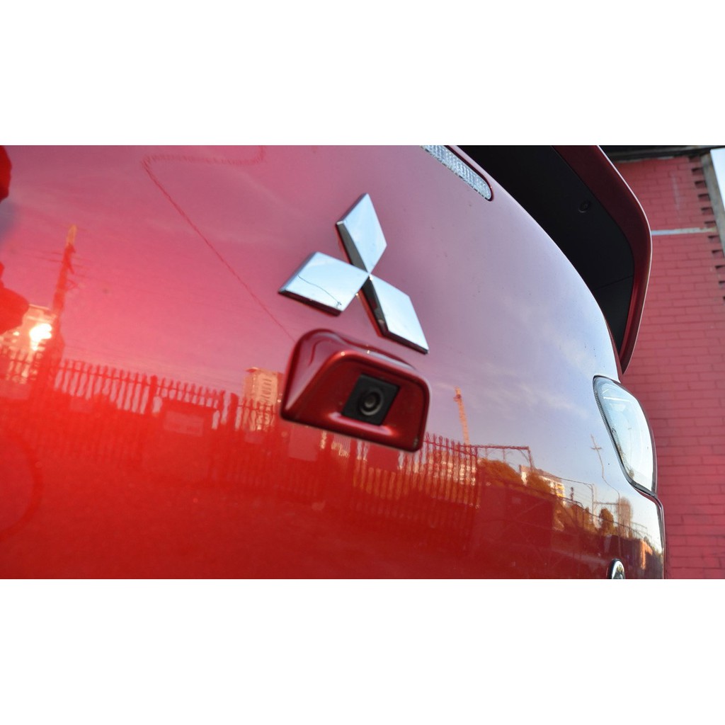 mitsubishi reverse camera