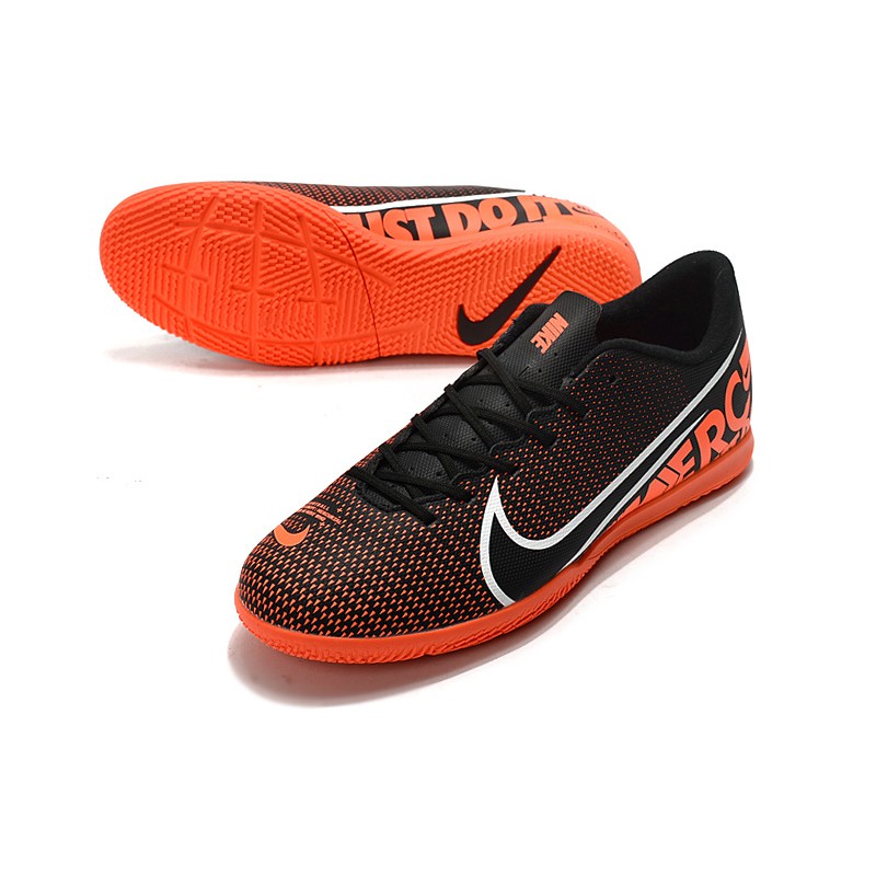 nike flat training shoes