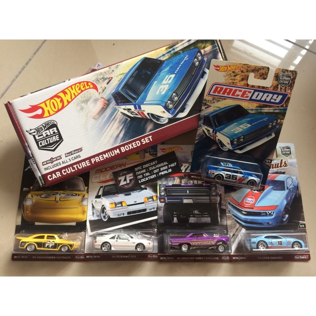 hot wheels premium box set