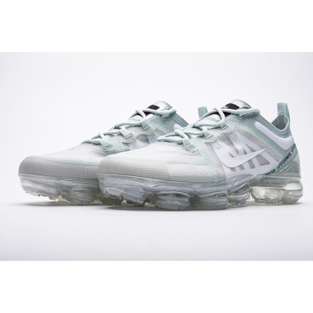 mint green vapormax