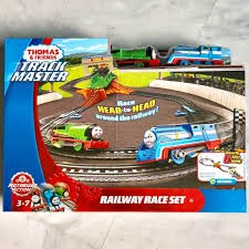 thomas trackmaster railway race set