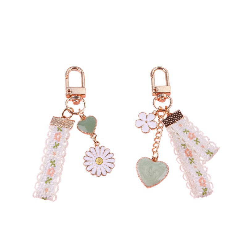 Daisy Keychain Cute Lace Key Ring Fashion Accessories Girls Gifts