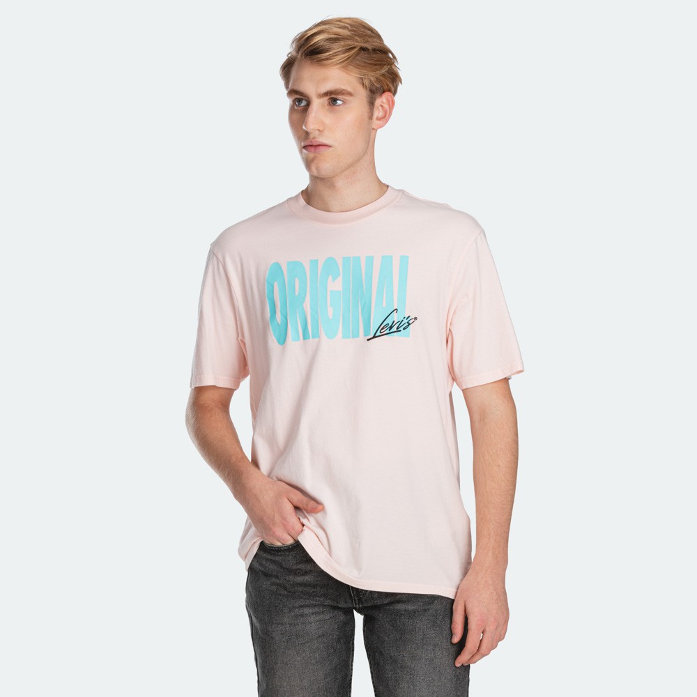 levis oversized graphic tee
