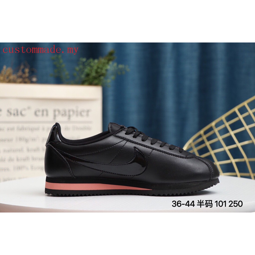 black nike cortez womens outfit