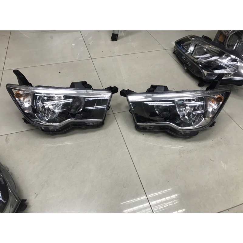 Perodua Bezza Headlamp original (Kaki satu ada PECAH) Shopee Malaysia