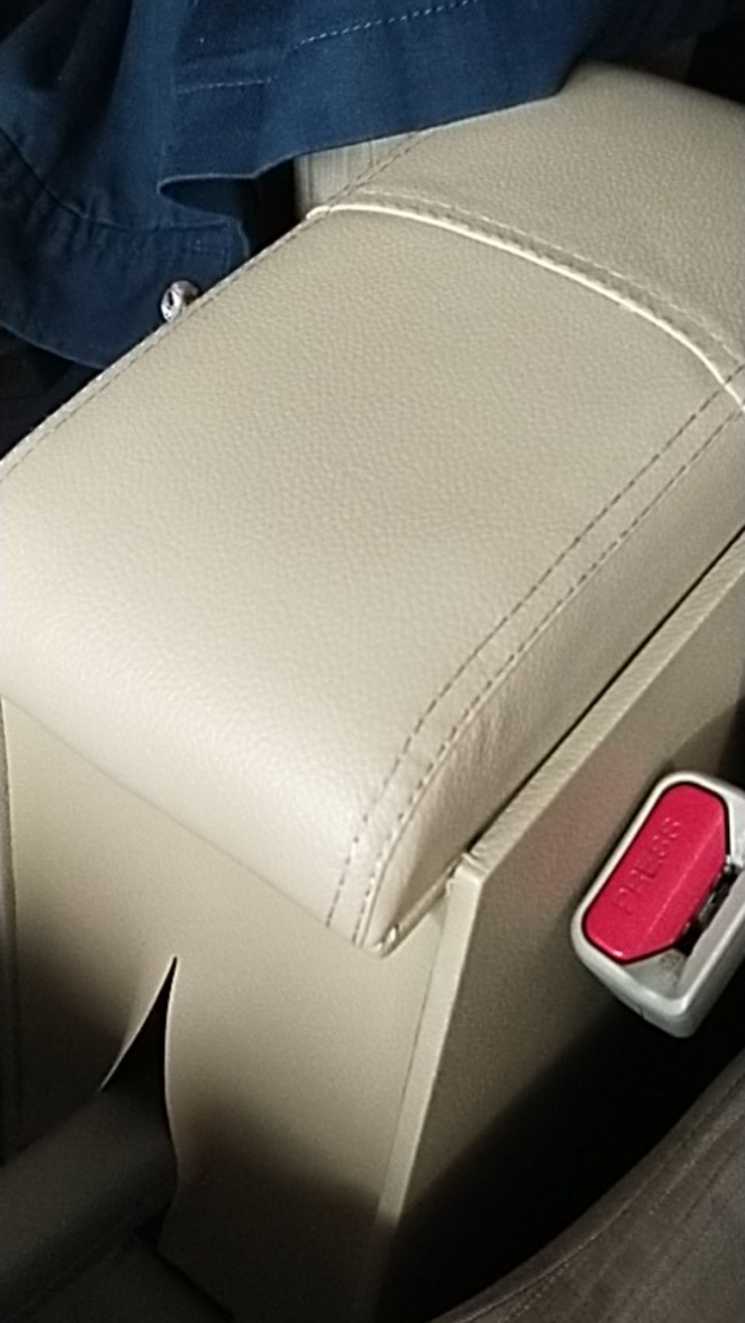 PROTON ERTIGA PVC BEIGE ARM REST Shopee Malaysia