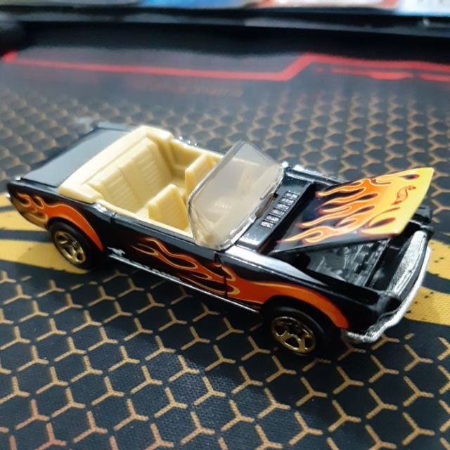 hot wheels 1983 mustang convertible