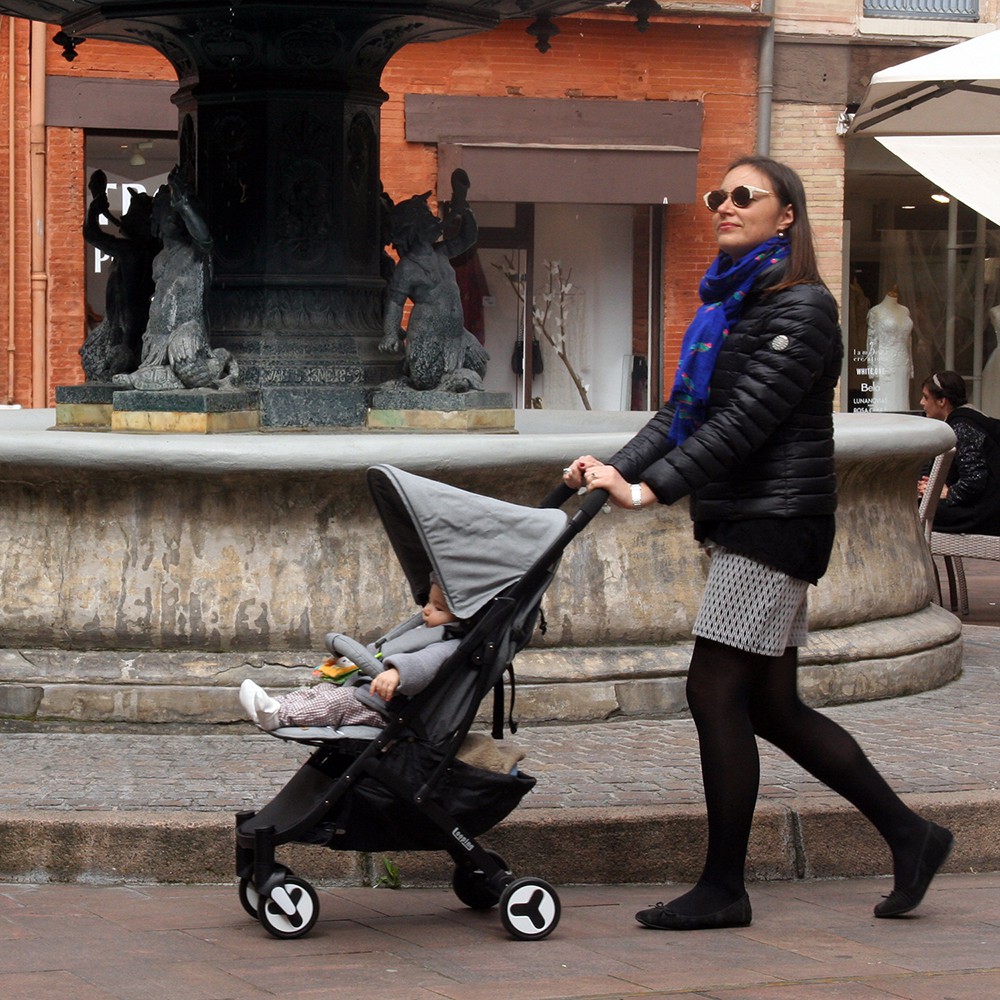 squizz looping stroller