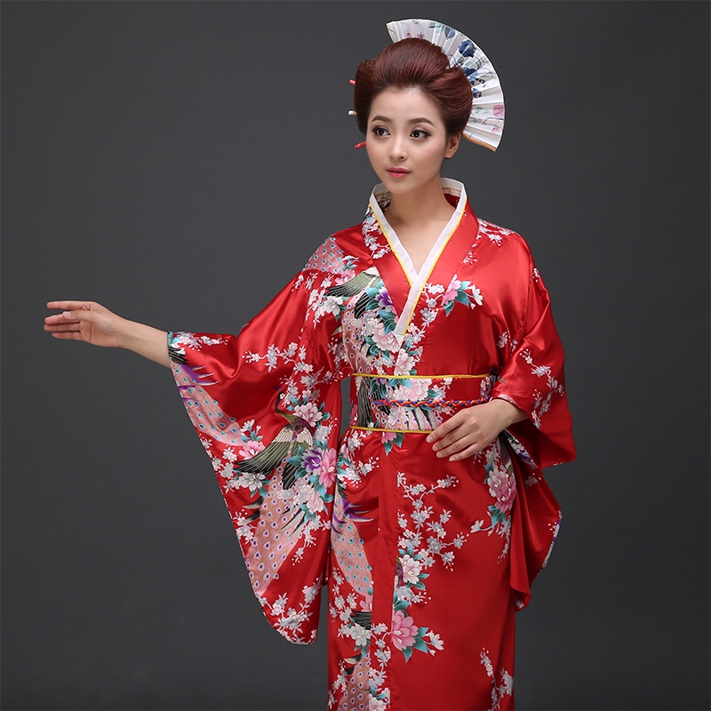 japanese traditional women's clothing