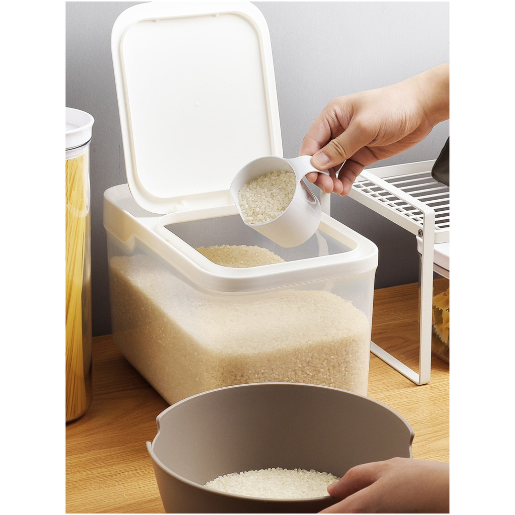 5kg Kitchen Storage Rice Dispenser Storage Box Food Dispenser Free Measuring Cup Tong Bekas Beras & Senduk Beras PERCUMA